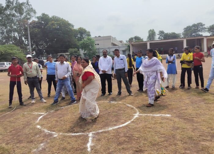 सेलूद में हुआ विकासखंड स्तरीय महिला खेलकूद प्रतियोगिता का शुभारंभ