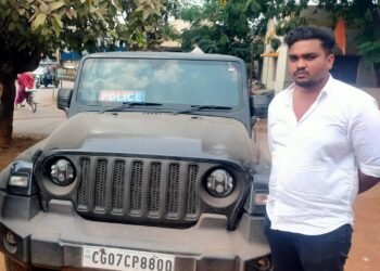 सड़क पर ‘पुलिस’ का झांसा देकर दौड़ा रहा था गाड़ी, आरोपी गिरफ्तार