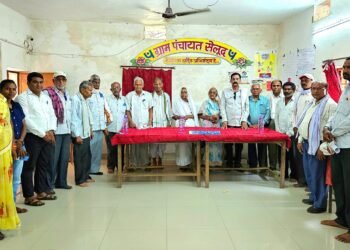 भारत की आत्मा गांवों में बसती है पंचायतें हमारे लोकतंत्र की वह नींव हैं