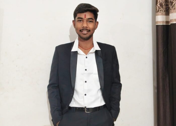 सूर्यकांत वर्मा ने कक्षा 12वीं कॉमर्स में 87.02% अंक हासिल किए