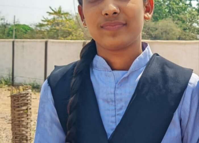 रुचिका यादव ने बायोलॉजी में 95.8% अंक लाकर सेजस सेलूद का नाम किया रोशन