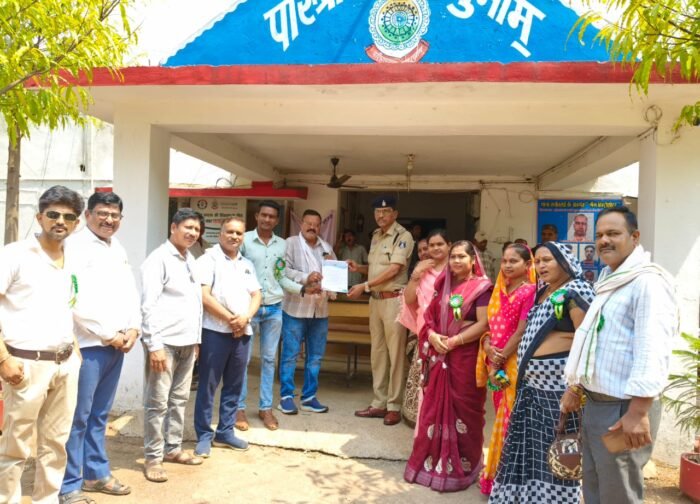रानीतराई अंचल में अवैध शराब एवं गांजा के खिलाफ में सौंपा ज्ञापन