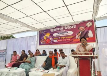 सुशासन तिहार शिविर ढौर में 803 आवेदन सौंपे