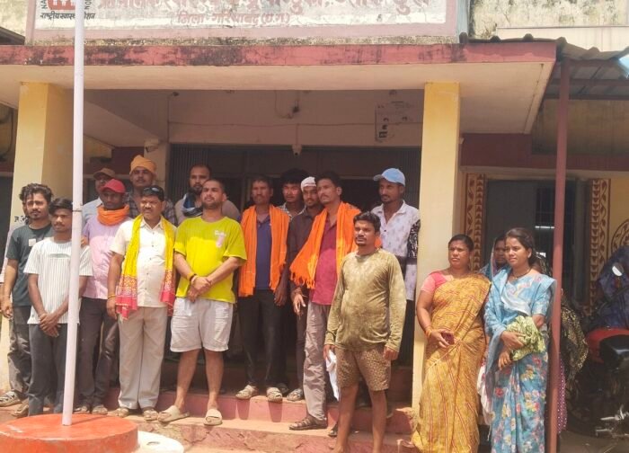 जल संसाधन विभाग पाण्डुका के निर्माण कार्य के दौरान वाइब्रेटर मशीन में करेंट लगने से युवक की मौत,,,,ठेकेदार की लापरवाही ,विभागीय संरक्षण,