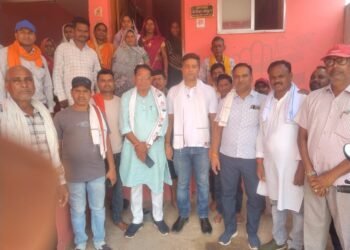 कांग्रेस कार्यकर्ता एकजुटता से सरकार की गलत नीतियों का करें विरोध…चैतन्य बघेल