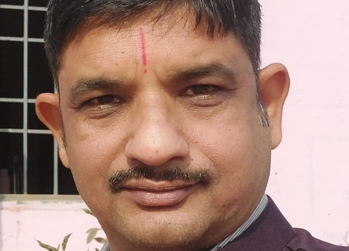 देवादा के नीरज कुमार शर्मा बने डॉक्टर, त्रिभुवन पाण्डेय के साहित्य पर शोध कर हासिल की पीएचडी