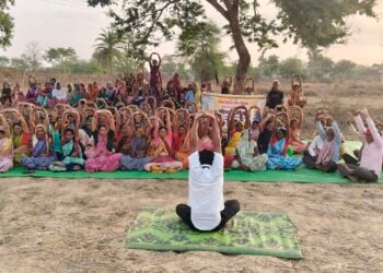 अंतर्राष्ट्रीय योग दिवस संगम 2026 : ग्राम पतोरा में कॉमन योग प्रोटोकॉल अभ्यास सत्र आयोजित
