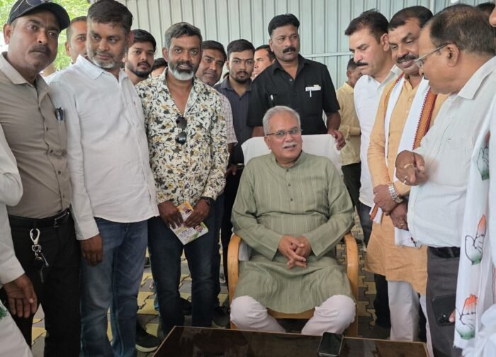 जिलाध्यक्ष राकेश ठाकुर के जन्मदिवस पर 20 जून को होगा कार्यकर्ता मिलन समारोह, पूर्व मुख्यमंत्री भूपेश बघेल, ताम्रध्वज साहू, रविन्द्र चौबे, अरुण वोरा होंगे शामिल