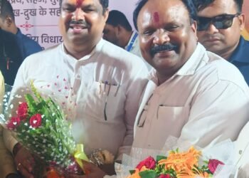 शिक्षा मंत्री गजेंद्र यादव को जन्मदिन पर शुभकामनाएं देने वालों का लगा तांता