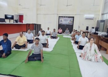 अंतर्राष्ट्रीय योग दिवस पर न्यायालय परिसर पाटन में योग शिविर आयोजित