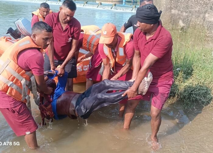 खारून नदी में डूबे 38 वर्षीय व्यक्ति का शव बरामद, SDRF के डीप डाइवर्स ने कई घंटे चलाया सर्च ऑपरेशन