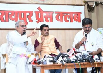 पीएम आवास पर आमने-सामने भूपेश-विजय, आंकड़ों पर छिड़ी बहस