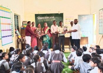शासकीय माध्यमिक शाला गुजरा में  हर्षोल्लास के साथ शिक्षक दिवस की कार्यक्रम मनाया गया