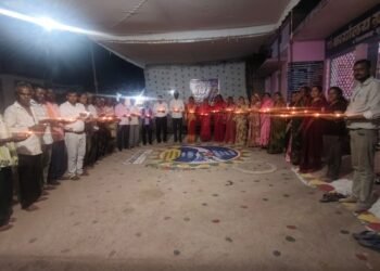 सेवा संकल्प अभियान के तहत पाण्डुका अंचल के सभी ग्राम पंचायत और शासकीय कार्यालयों ने जलाया गया आशीर्वाद का दिया,,,,,