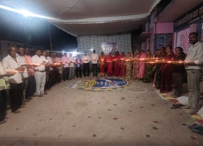 सेवा संकल्प अभियान के तहत पाण्डुका अंचल के सभी ग्राम पंचायत और शासकीय कार्यालयों ने जलाया गया आशीर्वाद का दिया,,,,,