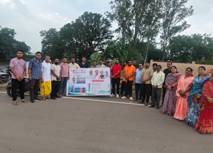 पाटन नगर के अस्वा तालाब में सेवा संकल्प अभियान के तहत श्रमदान, स्वच्छता का लिया संकल्प