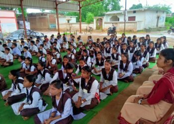 वंदे मातरम की 150 वी वर्ष गांठ पर सामूहिक गायन का आयोजन पोंड में,,,