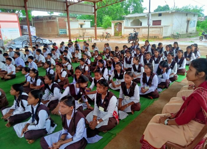 वंदे मातरम की 150 वी वर्ष गांठ पर सामूहिक गायन का आयोजन पोंड में,,,
