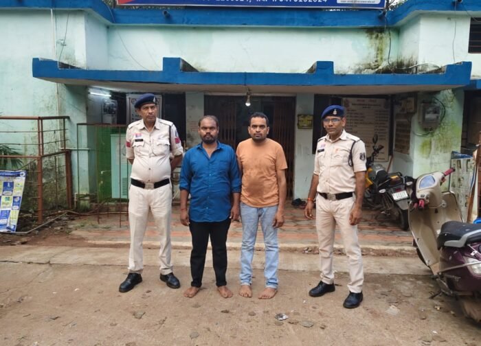 नेवई पुलिस की नशे के खिलाफ कार्रवाई, 80 नशीली कैप्सूल के साथ दो आरोपी गिरफ्तार
