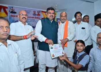 सेवा संकल्प अभियान : मेरे सपनों का भारत’ में विद्यार्थियों ने चित्रों और विचारों से दिखाई विकसित भारत की तस्वीर