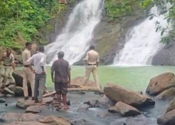 गजपल्ला वाटर फाल में डूबने से रायपुर के एक युवक की मौत,,,,