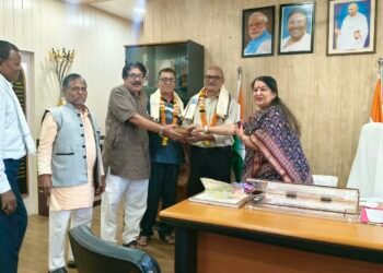 खैरागढ़ वि वि के विभाष मालवीय हुए सेवानिवृत
