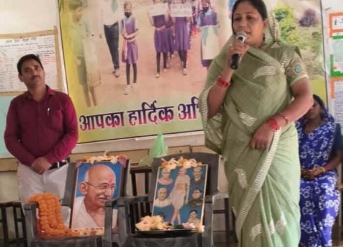 महात्मा गांधी ने सत्य और अहिंसा तथा लाल बहादुर शास्त्री ने सादगी और ईमानदारी से सेवा करना सिखाया – श्रीमती लीना साहू सरपंच