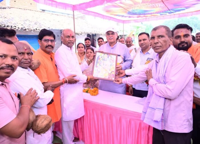 सियाराम बिना हर काज अधूरा…भूपेश बघेल