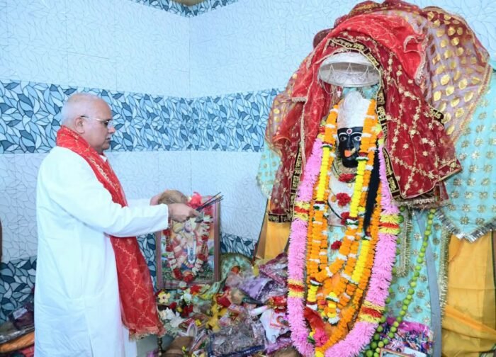 भाजपा सरकार में करोड़ो के लिफ्ट एरीकेशन मेंटेनेश के अभाव कबाड़ में तब्दील