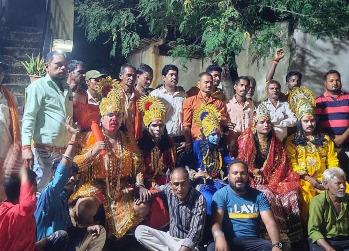 ग्राम सांकरा में आतिशबाजी के साथ होगा भव्य रावण दहन, युवा सरपंच रवि सिंगौर करेंगे लगातार16वां वर्ष हनुमान जी का पाठ